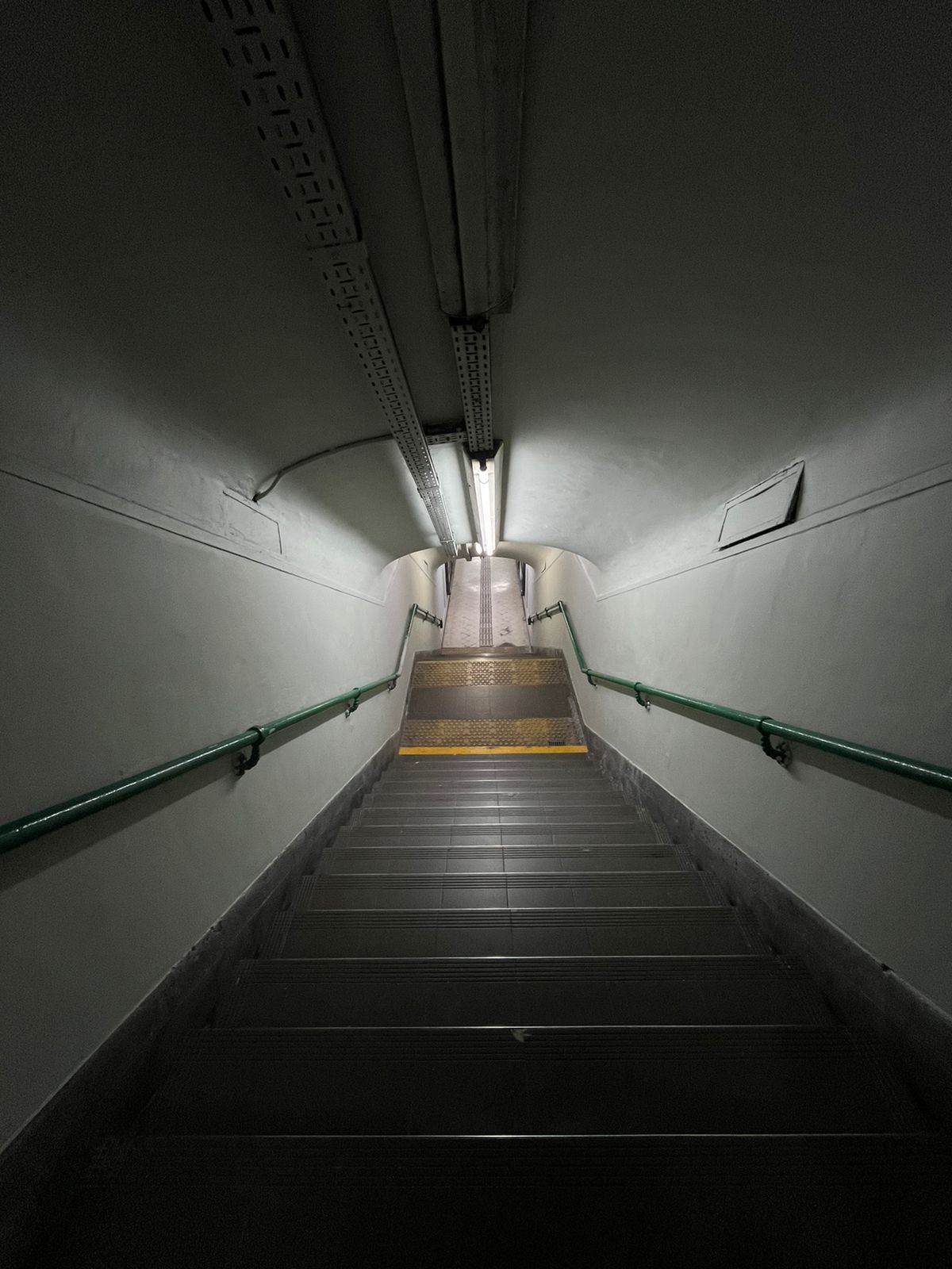 Estación Callao - escalera